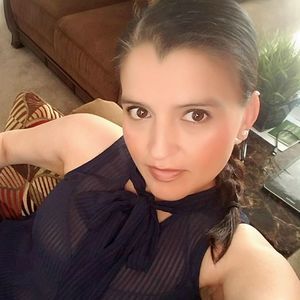 Meet your Posher, Nora